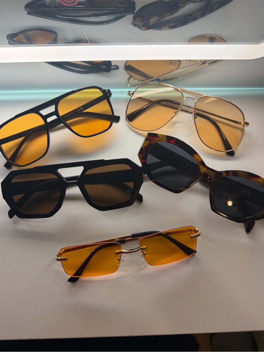 Assorted Fashion Sunglasses Lot — Amber, Black & Tortoise Shades